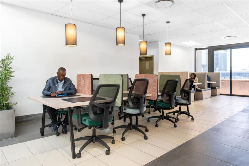 Book a reserved coworking spot in Spaces Umhlanga