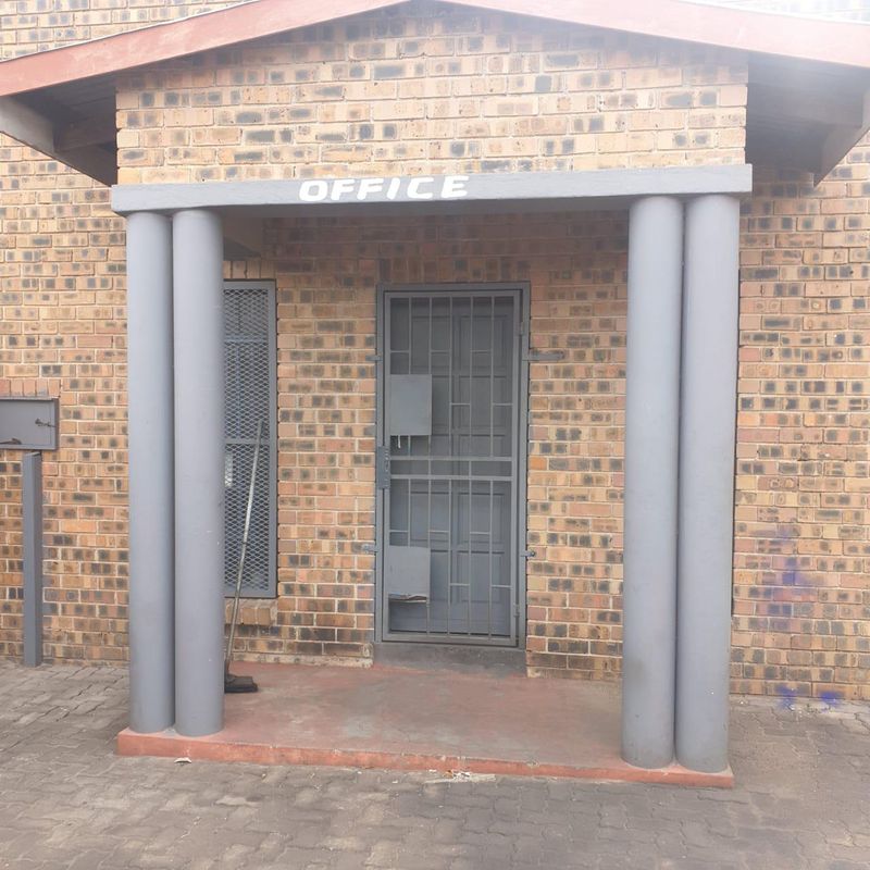 120m² Industrial To Let in Ladine at R8000.00 per m²