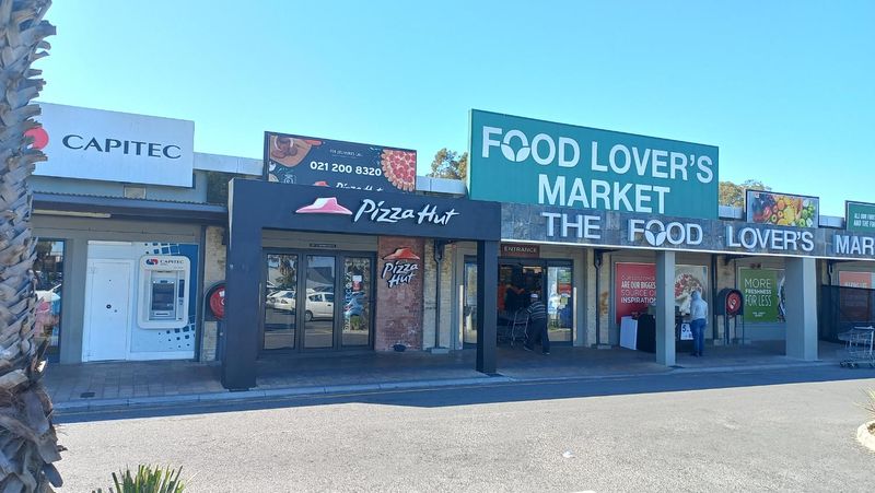 Prime retail space to let at N1 city value centre