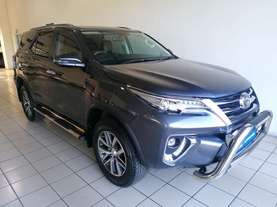2020 toyota Fortuner 2.8 GD-6 Raised Body AT