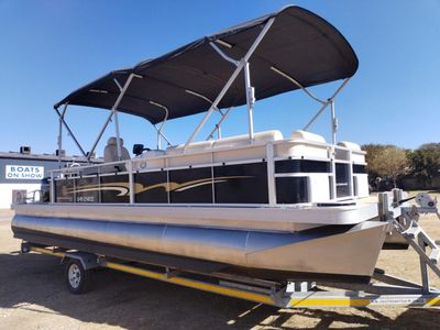 2016 Watermark 7500 SP with 115hp Mercury 4-Stroke Outboard