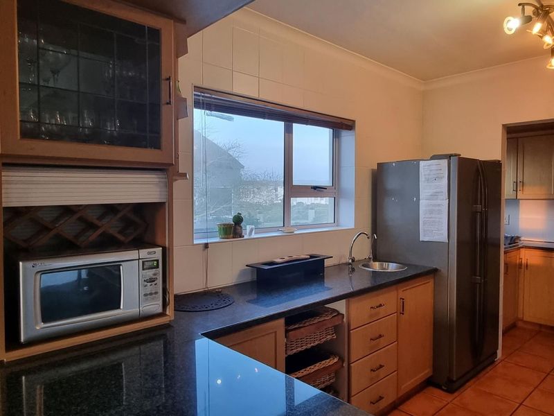 Self Catering Langebaan Holiday Home-Close to Calypso Beach-Rooftop Sea Views-Indoor Braai