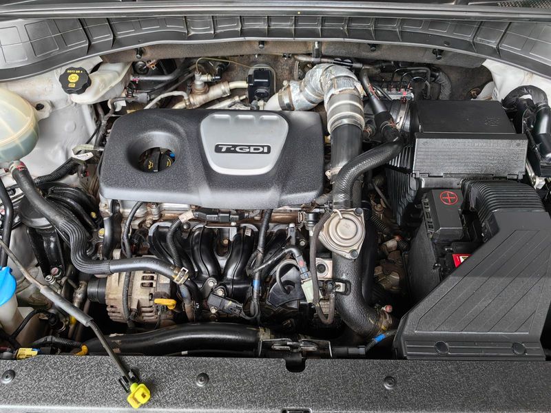 2017 Hyundai Tucson 1.6 TGDI Executive with 208698kms at PRESTIGE AUTOS 021 592 7844