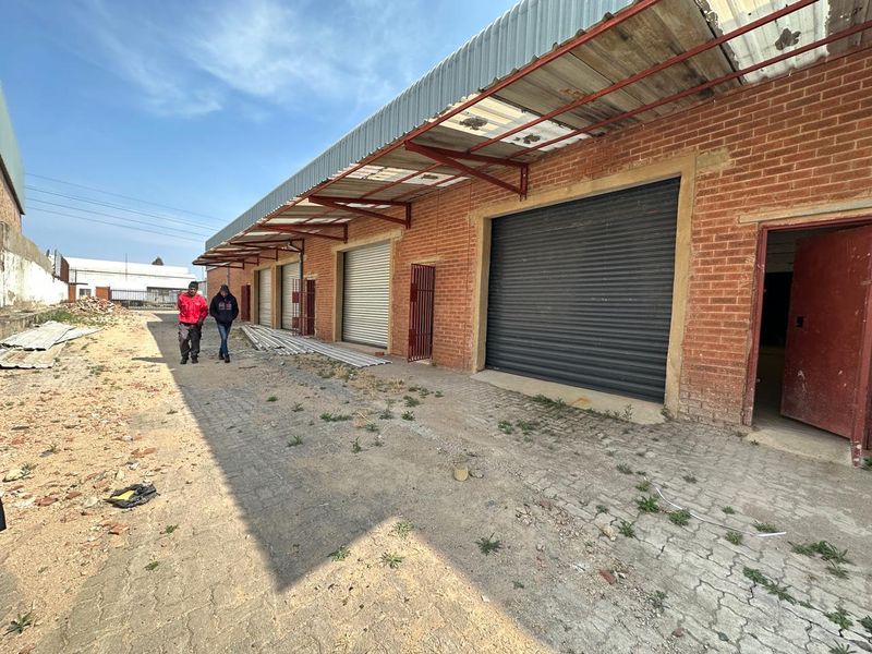 New warehouse mini unit for rent in Amalgam