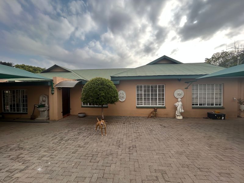 4 Bedroom house in Clubview