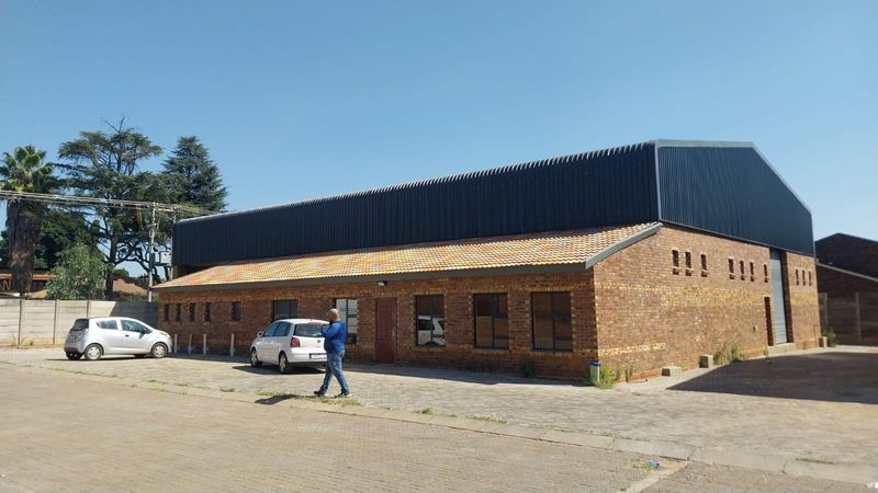 HILLVIEW INDUSTRIAL PARK | LUDERITZ STREET | BOOYSENS