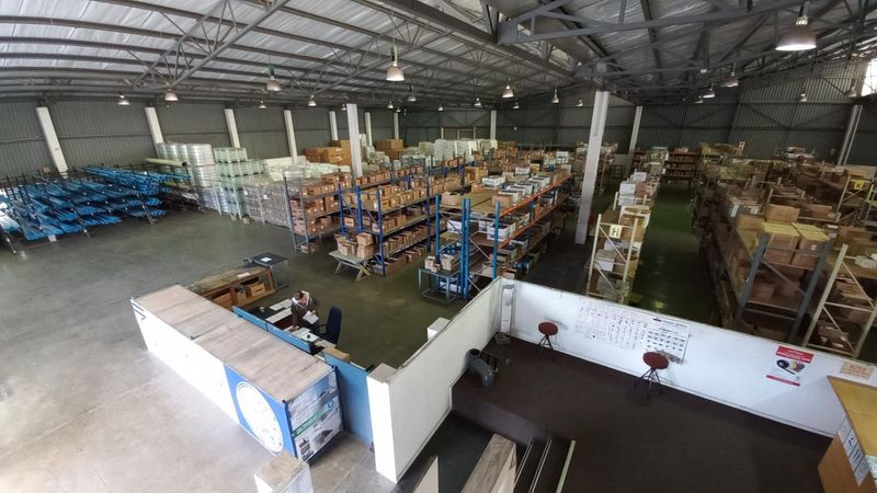 Prime warehouse with massive yard to rent in Stikland industrial