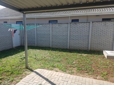 Charming two-bedroom townhouse in Skyla Place, Gonubie