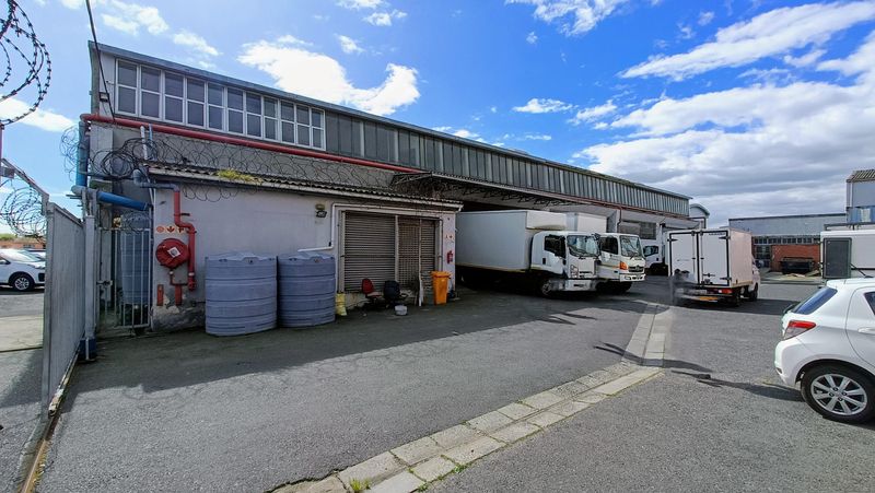 6339sqm Industrial Warehouse/ factory FOR SALE in Maitland, Cape Town