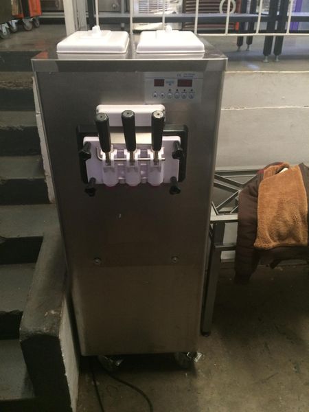 ICE CREAM MACHINE ICE CREAM MAKER ICE CREAM MACHINE FOR SALE ICE CREAM MACHINE PRICE Centurion Gumtree South Africa