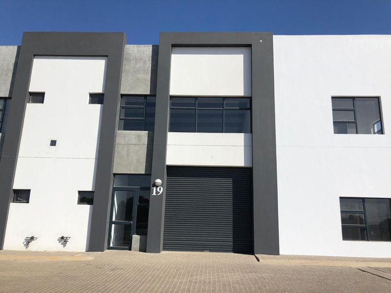 Brand new industrial warehouse available for occupation