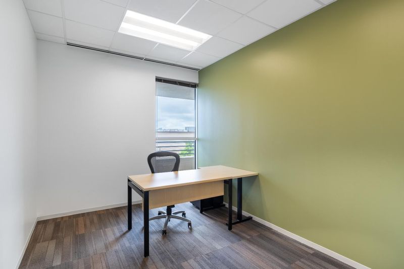 Fully serviced private office space for you and your team in Regus Ingenuity Park
