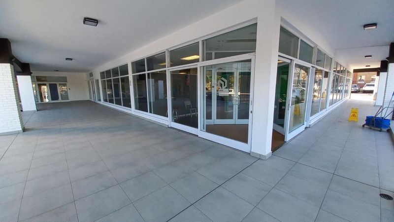 340m2 Office or retail space to let Tyger Valley