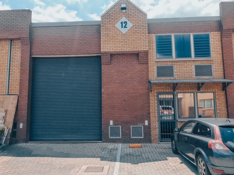 Industrial space available to To Let in Strijdom Park