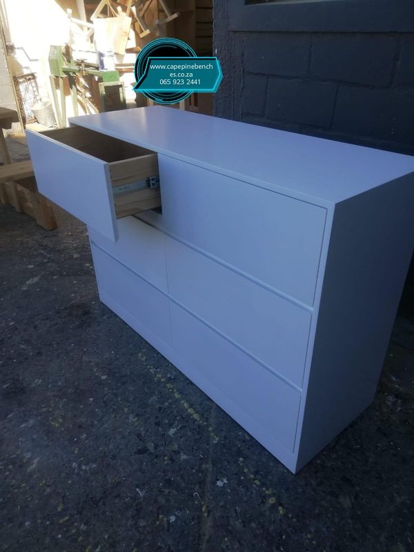 BEAUTIFULLY HANDCRAFTED FURNITURE