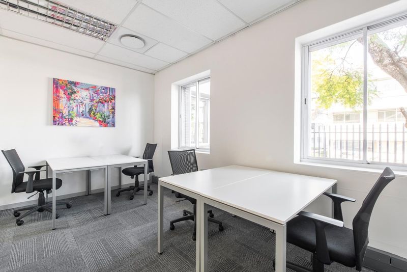 Private office space for 5 persons in Regus Illovo, Fricker Road