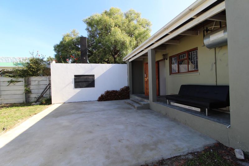 House in Kleinmond Central For Sale