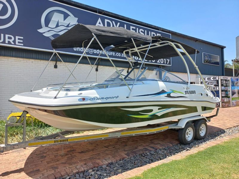 2015 Sunsport 2250 with 5.0L V8 Mercruiser With Alpha 1 Gearbox