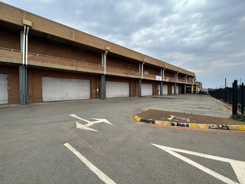 Princess Crossing |Workshop Commercial Space to LET in Princess