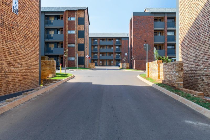 Modern apartment to let in Centurion with 1 Month Rent Free