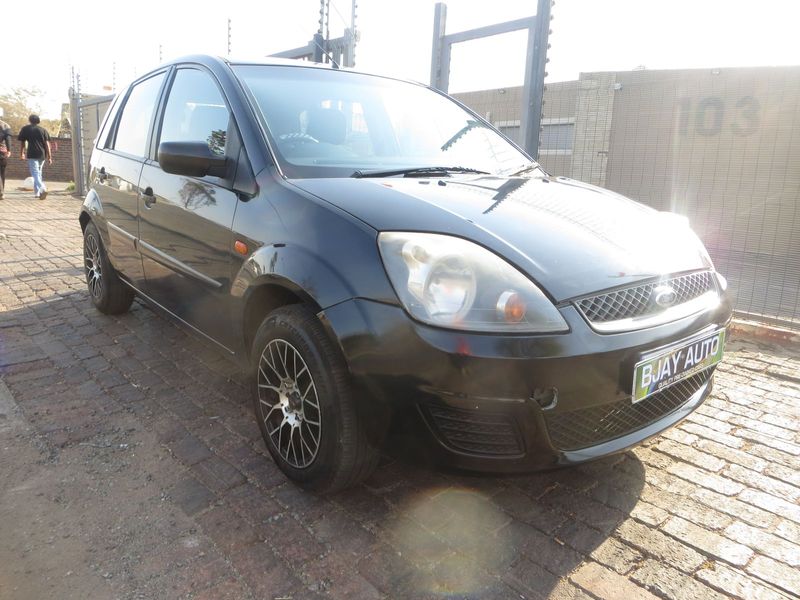 2007 Ford FiESTA 1.4 Ambiente, Black with 62000km available now!