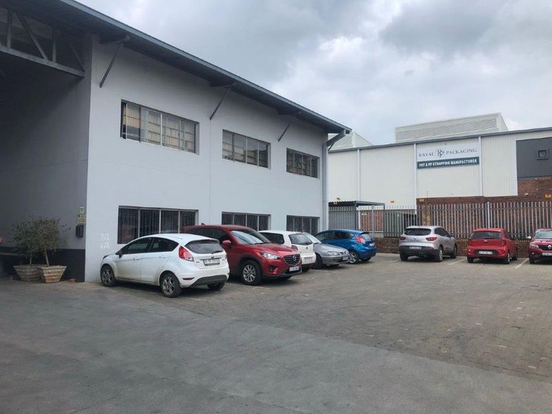A grade, stand alone industrial facility for rent in Meadowdale