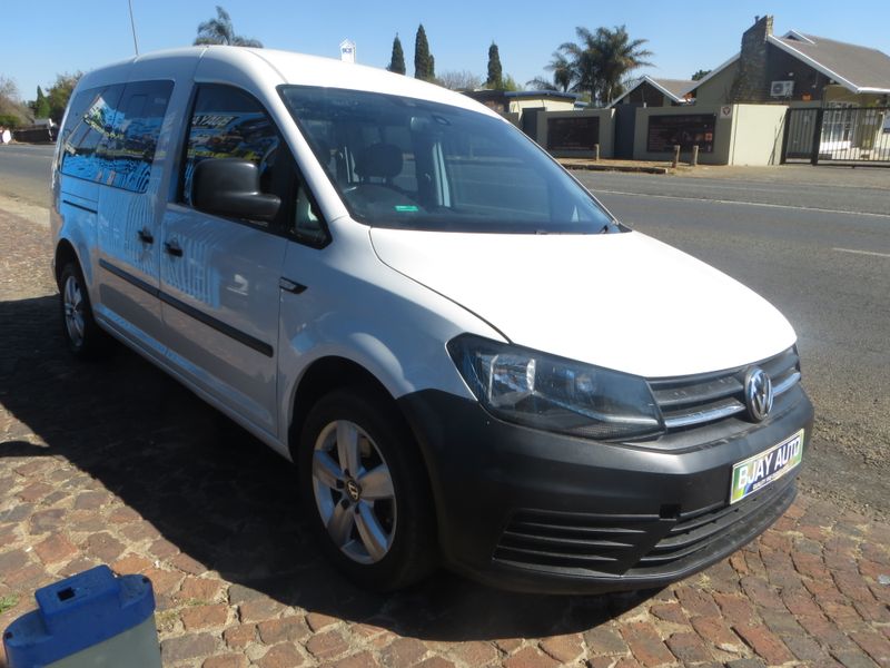 2015 Volkswagen Caddy Crew Bus Maxi 2.0 TDI, White with 108000km available now!