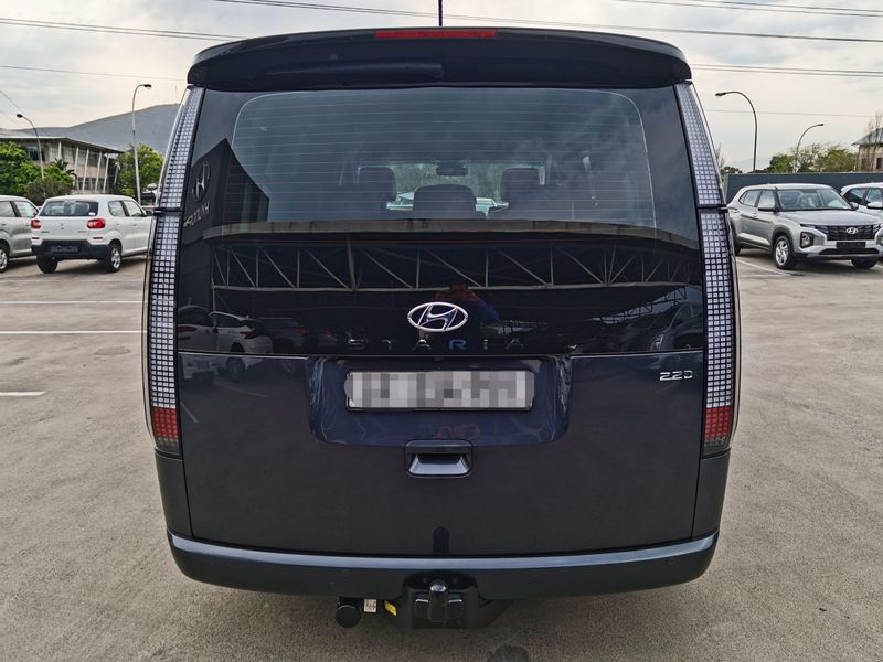 2022 Hyundai Staria MY21.11 2.2D Elite 9 Seater AT for sale!