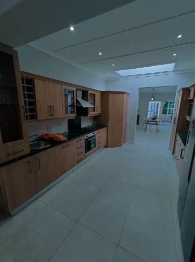 4 Bedroom house to let in Atholl