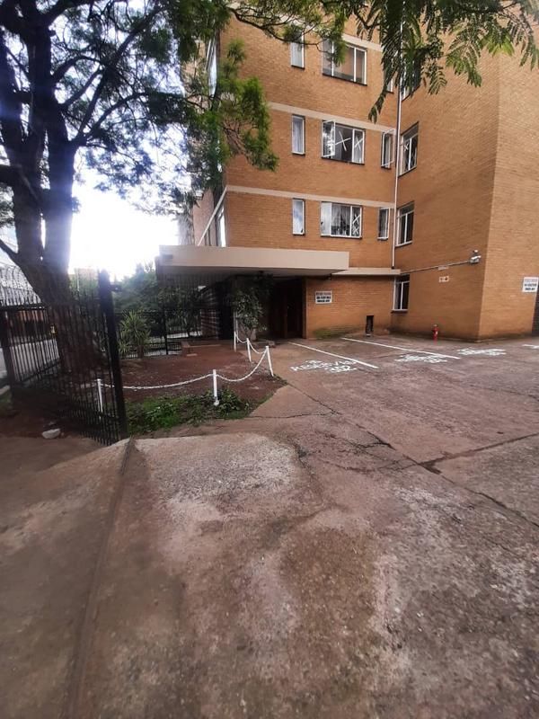 ONE BEDROOM FLAT FOR SALE