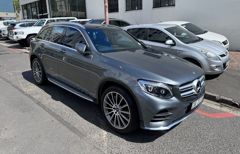 2016 Mercedes-Benz GLC 300 4Matic AMG 9G-Tronic for sale!