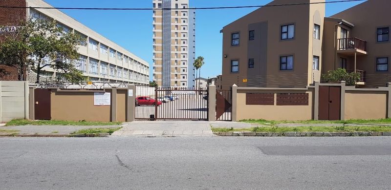 2 Bedroom Flat at St James Place in Southernwood