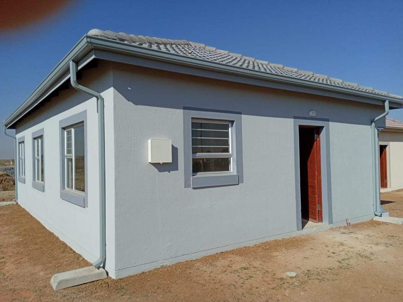 3 BEDROOMs NEW DEVELOPMENTS  FROM R685 TO R835000 IN GOOD SUBURB