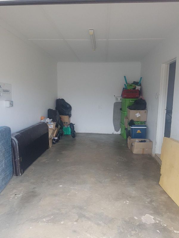 Modern semi-detached house in Double Delight Crescent, Gonubie