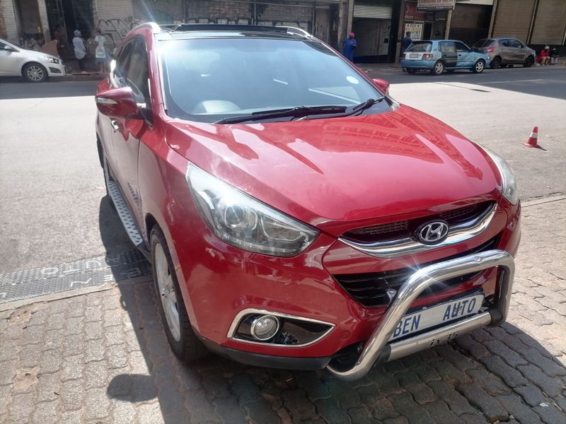 2015 Hyundai ix35 2.0 GL 4x2, Red with 85000km available now!