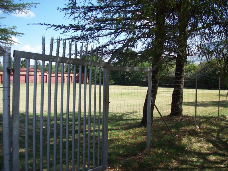 Huge corner vacant land with an eye appealsituated in the heart of Harrismith CBD