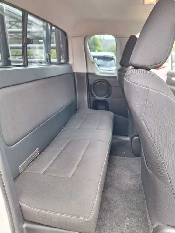 2017 TOYOTA HILUX 2.8 GD-6 RAIDER 4X4 P/U E/CAB