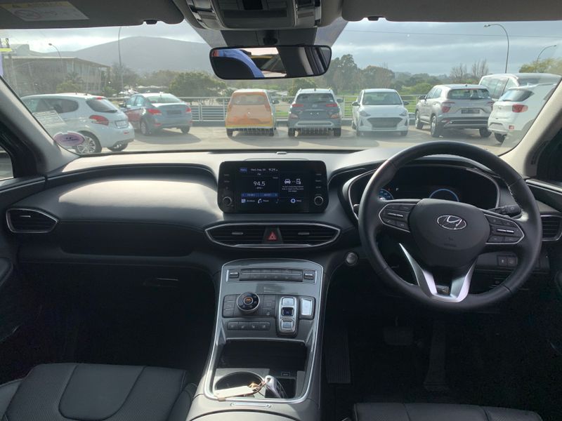 2022 Hyundai Santa Fe MY21 2.2 Elite 7 Seater DCT AWD for sale!