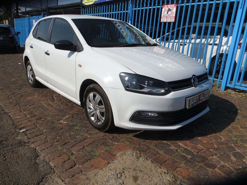2022 Volkswagen Polo Vivo Hatch 1.4 Trendline, White with 49000km available now!