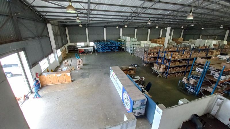 Prime warehouse with massive yard to rent in Stikland industrial