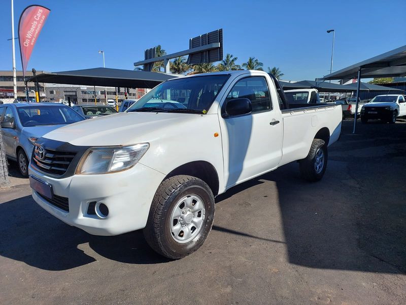 2014 Toyota Hilux 2.5 D-4D SRX RAISED BODY WITH DIFF LOCK ONE OWNER BAKKIE