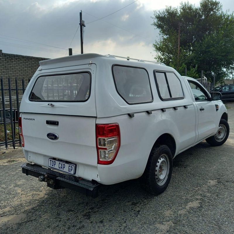 FORD RANGER T6 SINGLE CAB LWB CANOPY WITH RACKS FOR SALE!!!
