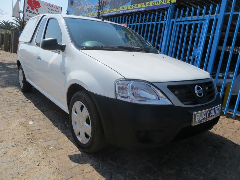 2020 Nissan NP200 1.6 8V AC Safety Pack, White with 75000km available now!