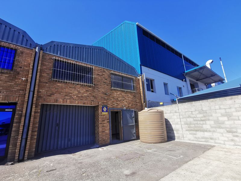 Spacious 354m2 workshop available for rent in Montague Gardens, ideal for businesses in Milnerton.