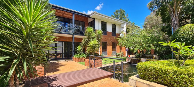 A Stunning Ground Floor unit FOR SALE in Coachman Crossing Office Park, Bryanston