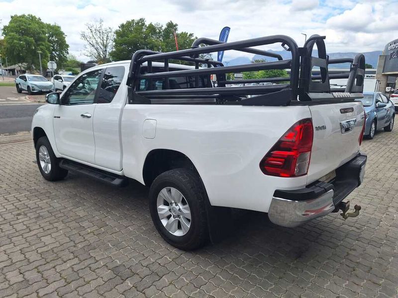 2017 TOYOTA HILUX 2.8 GD-6 RAIDER 4X4 P/U E/CAB