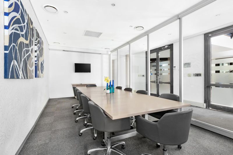 Open plan office space for 10 persons in Regus West Rand – Constantia Kloof
