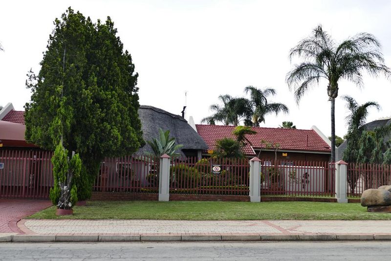 House for Sale in Pietersburg Ext 011.