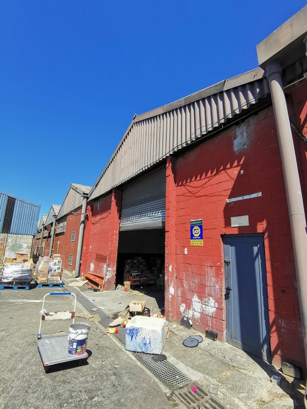 525m2 Warehouse / Factory TO LET in Secure Park in Epping Industrial, Cape Town.