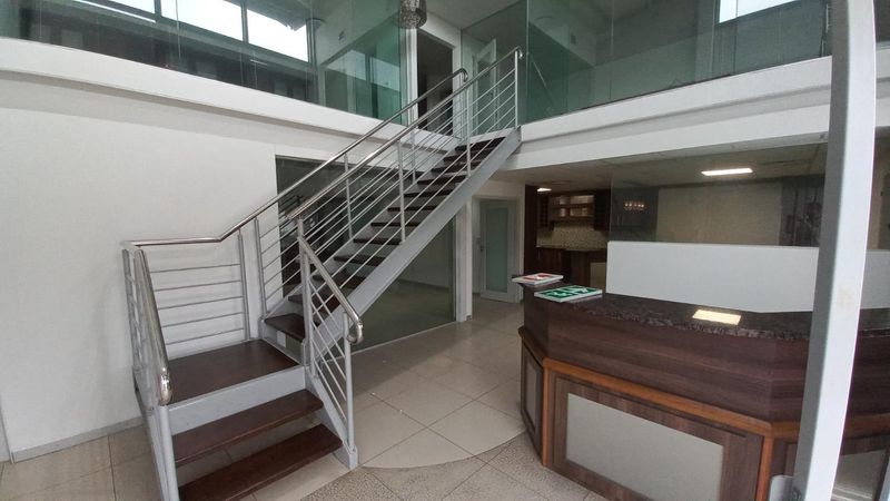 AAA Grade office to rent in Brackengate business park